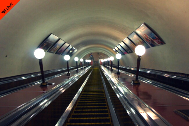 Escalera del metro de Moscú